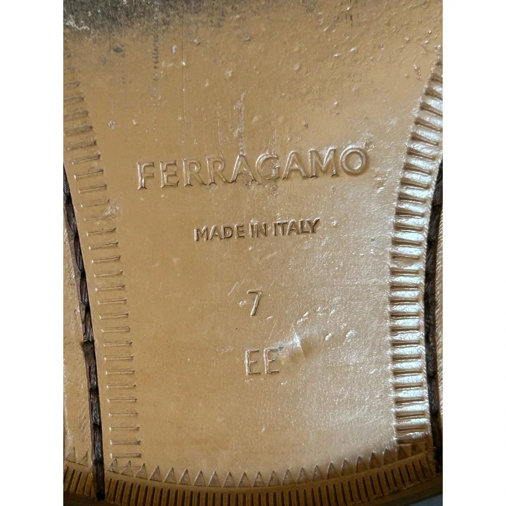 Ferragamo Mens Loafers Size 7 EE Tan Leather Gancini Bit Horse Gold Tone Buttery